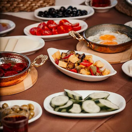 Homestay Selimiye Thales