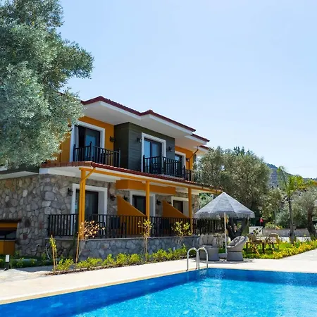 Homestay Selimiye Thales